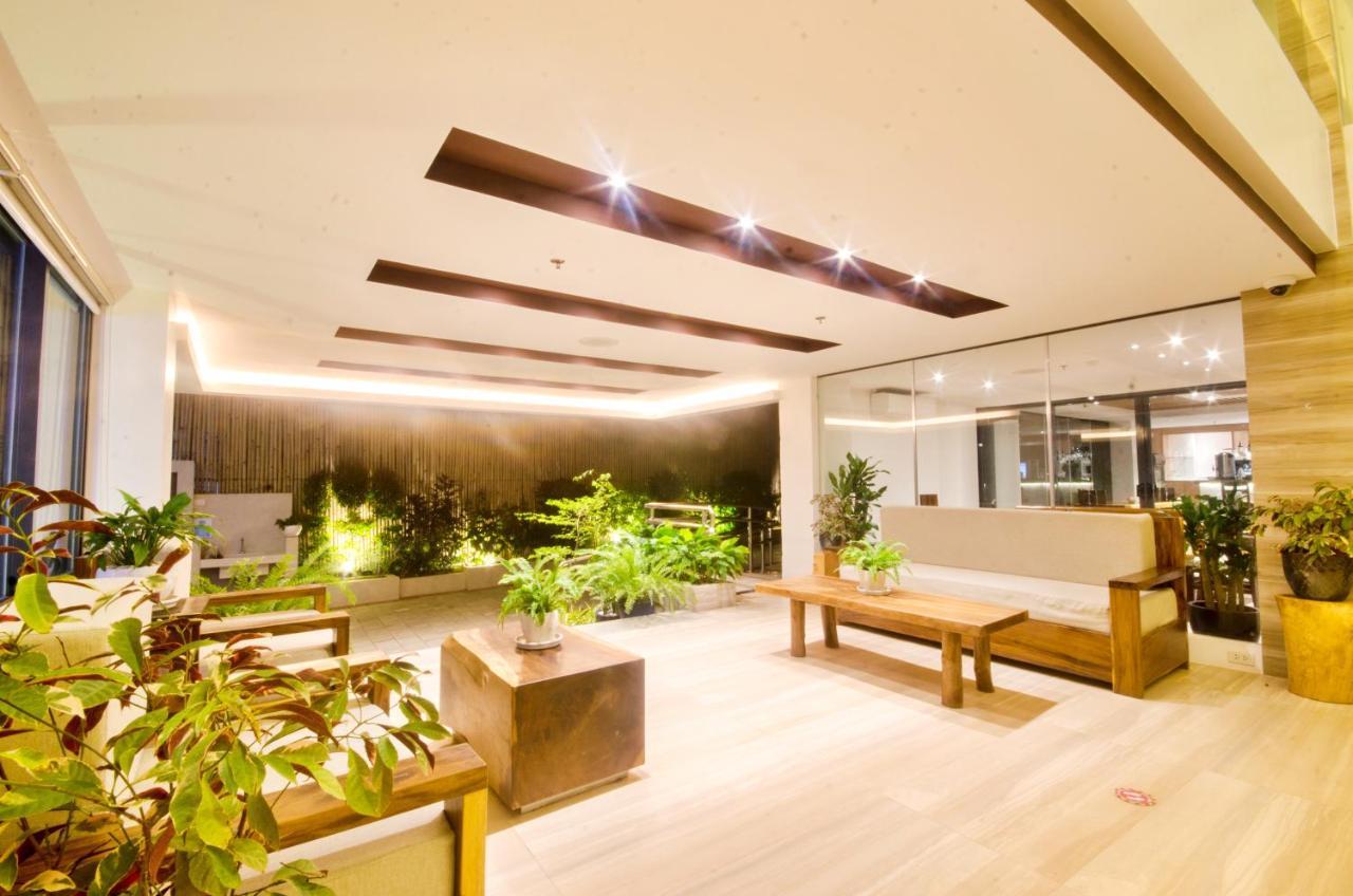 Commander Suites De Boracay Manoc-Manoc Exterior foto