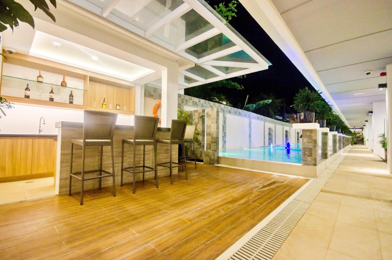 Commander Suites De Boracay Manoc-Manoc Exterior foto