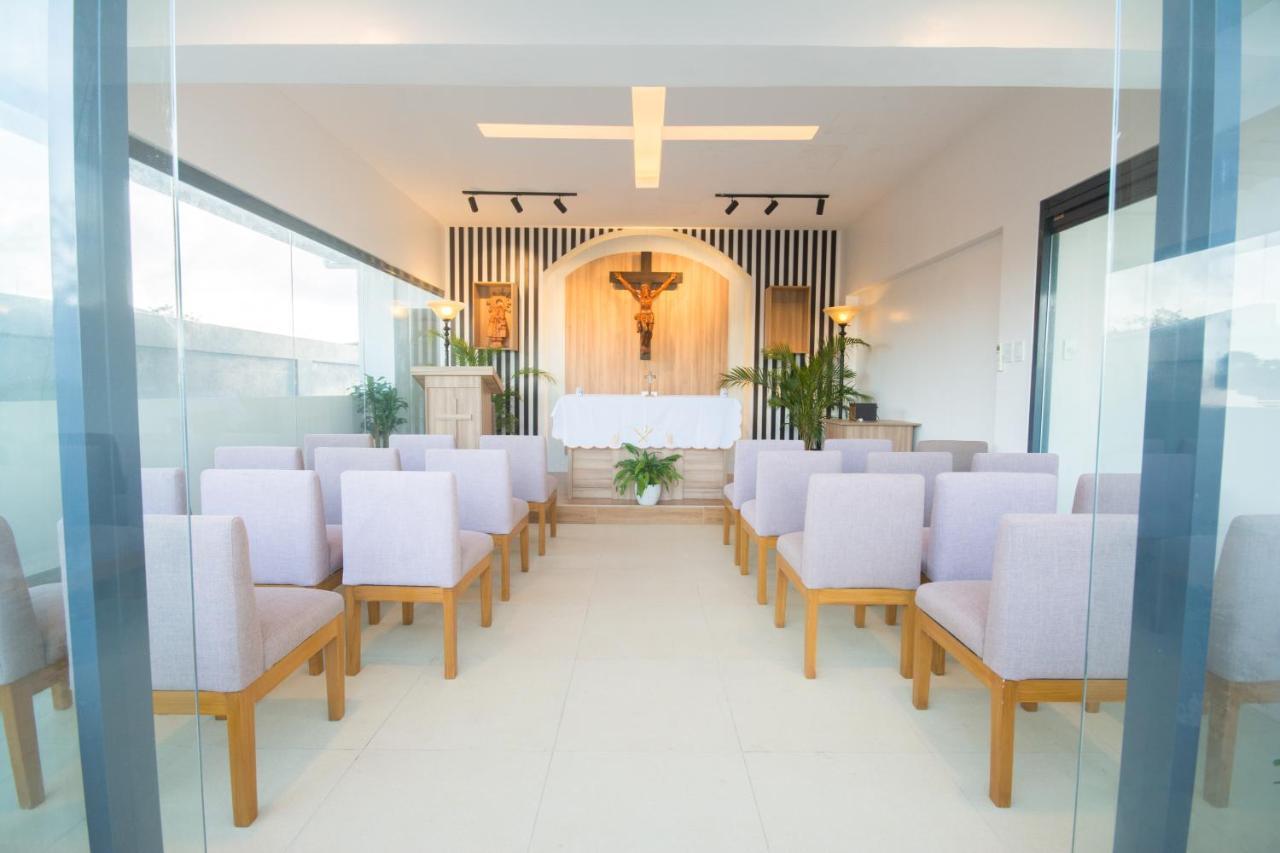 Commander Suites De Boracay Manoc-Manoc Exterior foto