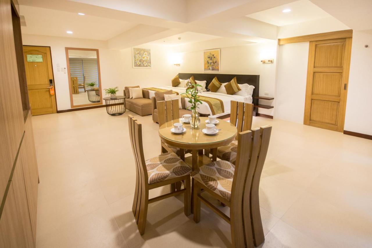 Commander Suites De Boracay Manoc-Manoc Exterior foto