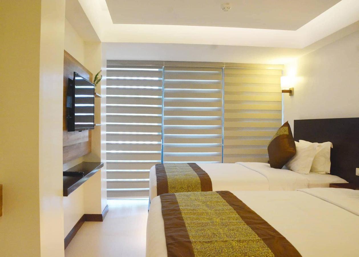 Commander Suites De Boracay Manoc-Manoc Exterior foto